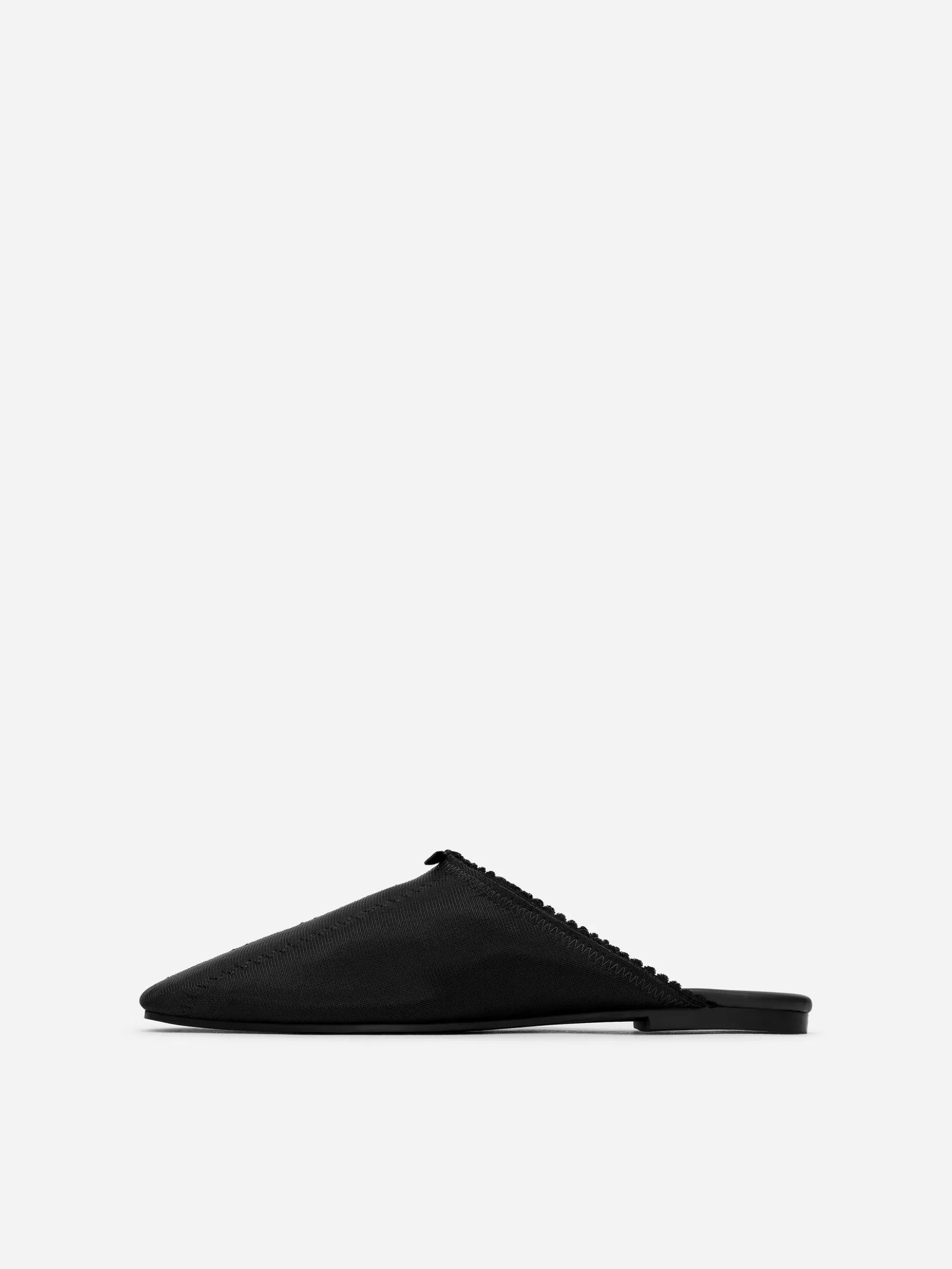 ARKET und Laila Gohar Hausschuh aus Mesh