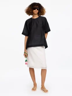 ARKET und Laila Gohar Top mit Bindedetail