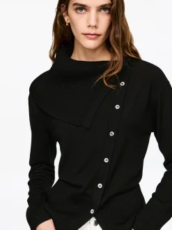 Asymmetrische Strickjacke aus Wolle