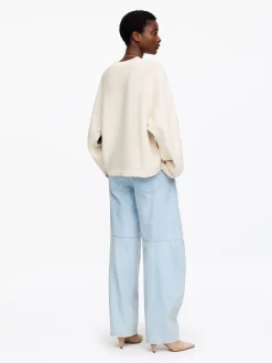 Baumwollpullover mit Cut-out