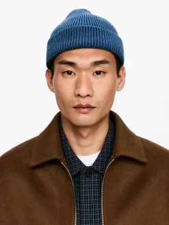 Beanie in Indigo