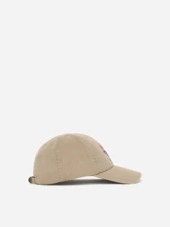 Bestickte Kappe