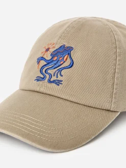Bestickte Kappe
