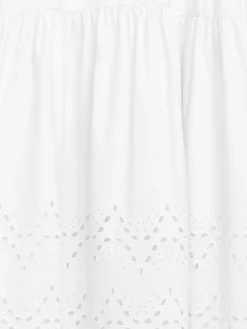 Besticktes Kleid