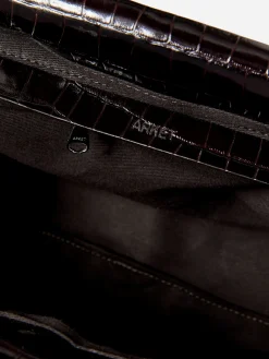 Clutch mit Krokodilprägung