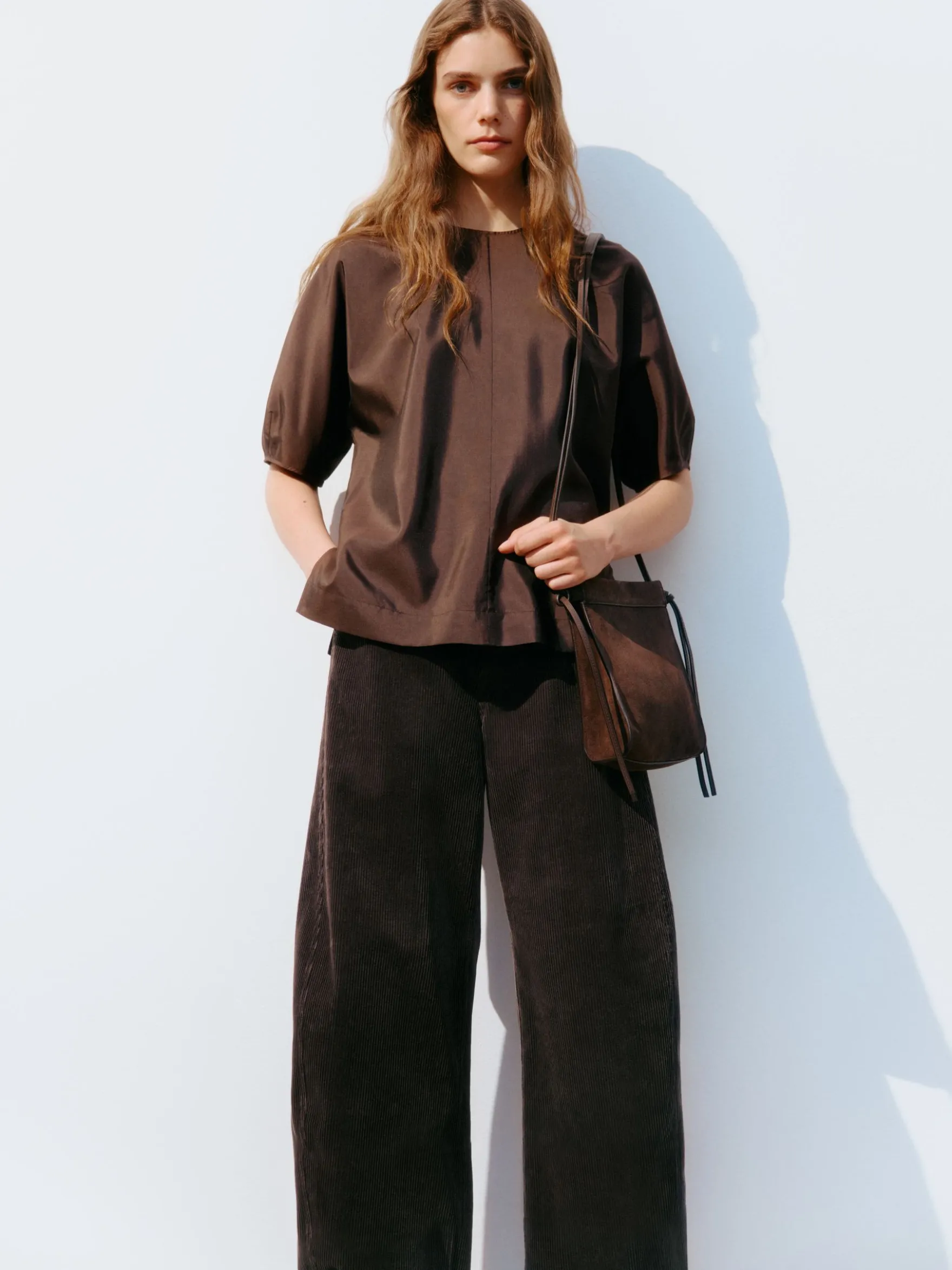 Cordhose mit Barrel Leg