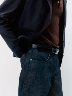 CREEK Relaxed Barrel Jeans