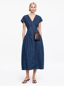Denimkleid mit Falten