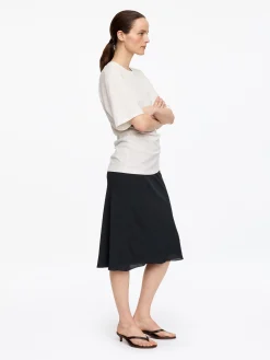 Drapiertes T-Shirt