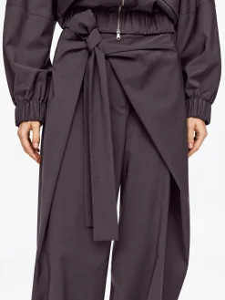 Elegante Hose im Wickeldesign