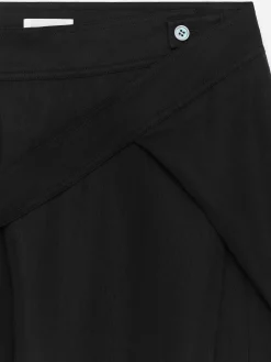 Elegante Hose im Wickeldesign