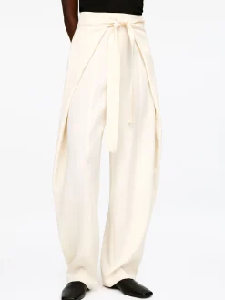 Elegante Hose im Wickeldesign