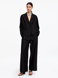 Eleganter Blazer im Hemden-Stil