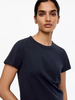 Elegantes Baumwoll-T-Shirt
