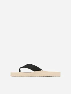 Flip-Flop mit breitem Riemen von Sleepers