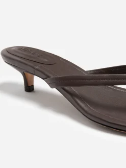 Flip-Flop mit Kitten Heel