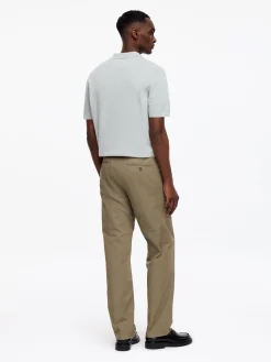 Gerade geschnittene Chino aus Baumwolle