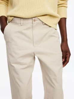 Gerade geschnittene Chino aus Baumwolle