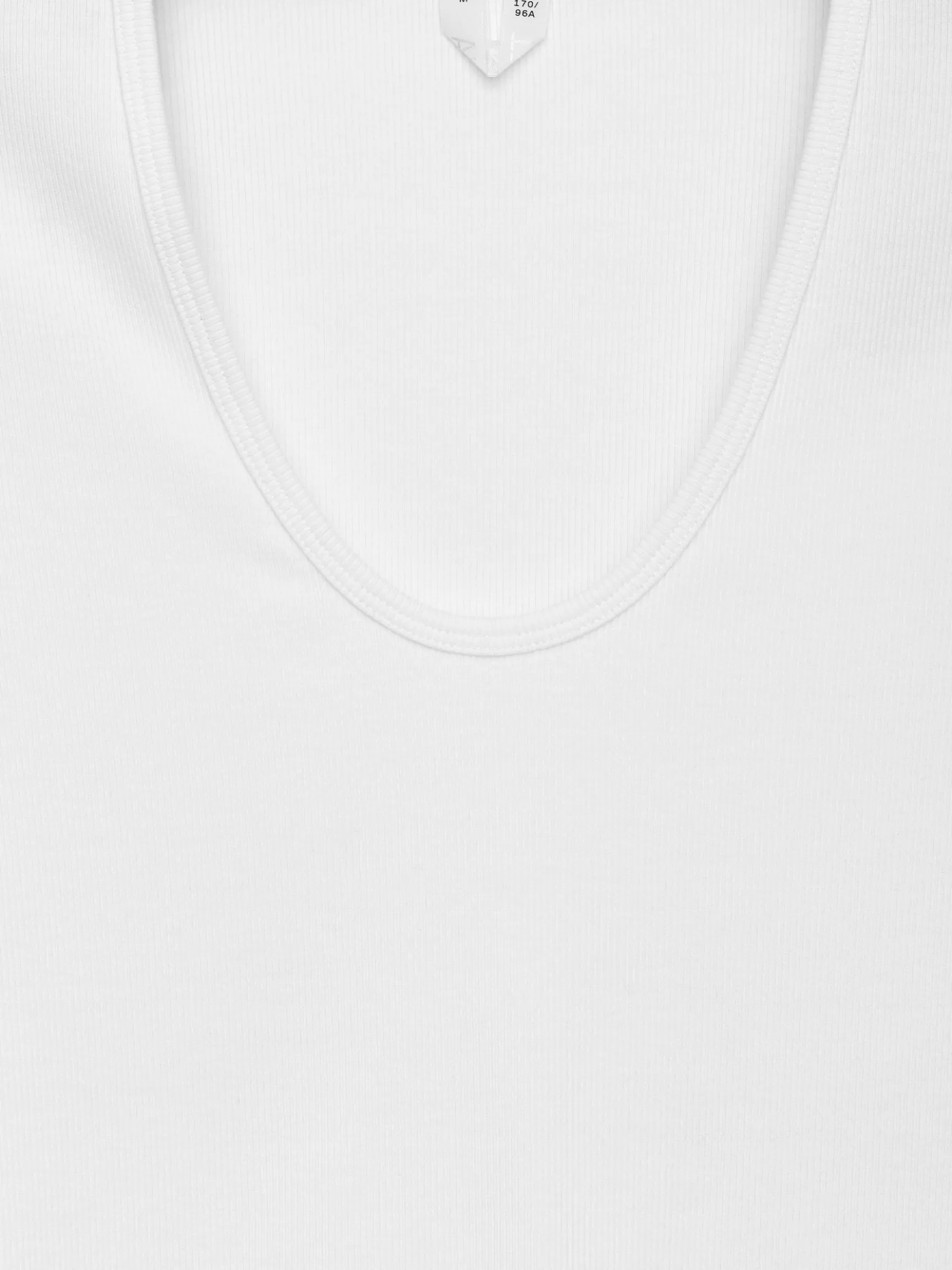 Geripptes T-Shirt