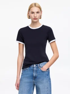 Geripptes T-Shirt