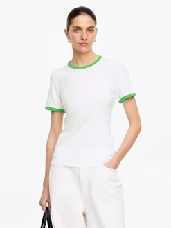 Geripptes T-Shirt