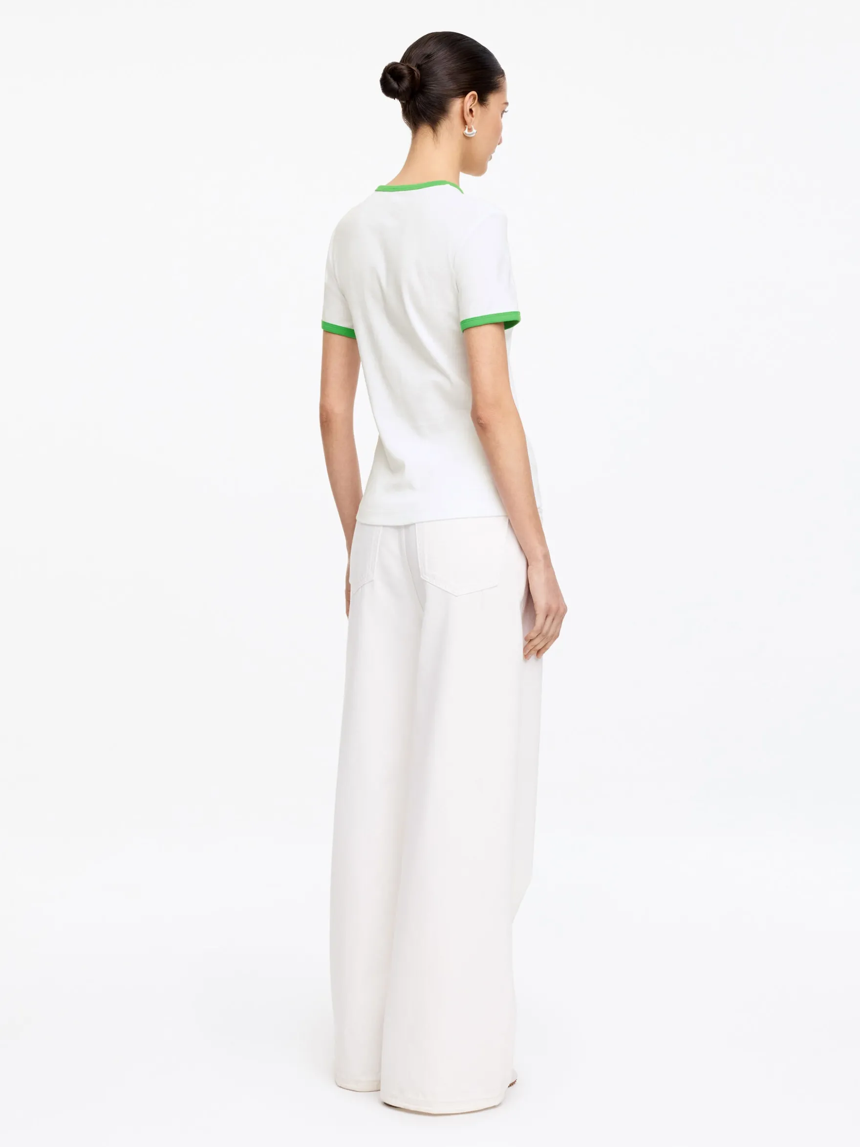 Geripptes T-Shirt