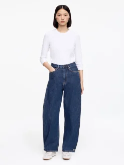 Jeans mit abgerundetem Bein