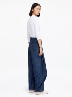 Jeans mit abgerundetem Bein