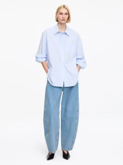 Jeans mit Barrel Legs
