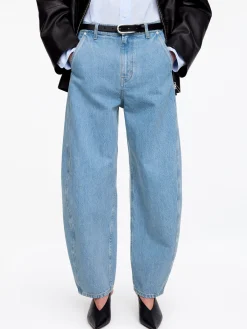 Jeans mit Barrel Legs