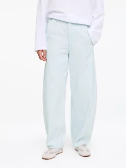 Jeans mit Barrel Legs