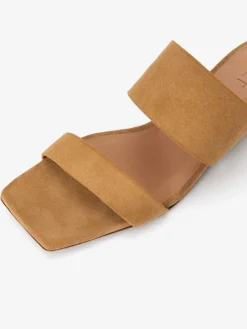 Keilsandale aus Veloursleder