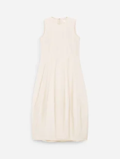 Kleid in Kokonform