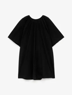 Kleid mit Rückenausschnitt