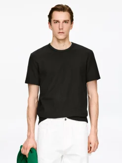 Körpernahes Baumwoll-T-Shirt