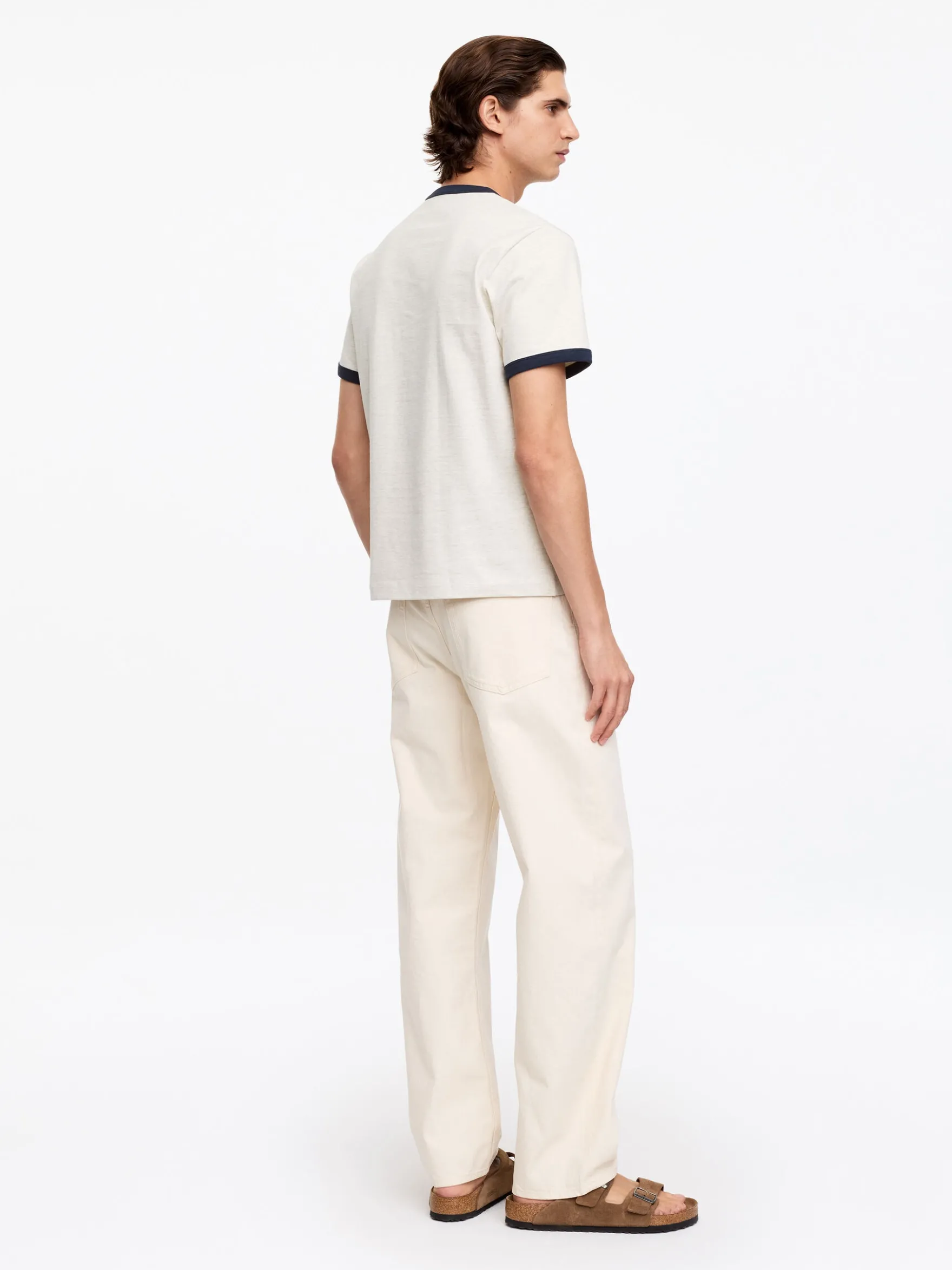 Körpernahes T-Shirt