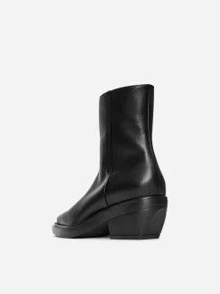 Lederstiefel