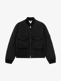 Leicht gefütterte Nylonjacke
