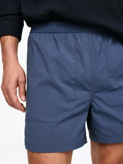 Leichte Shorts