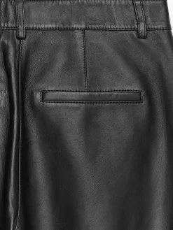 Lockere Lederhose