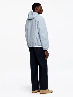 Lockerer Windbreaker