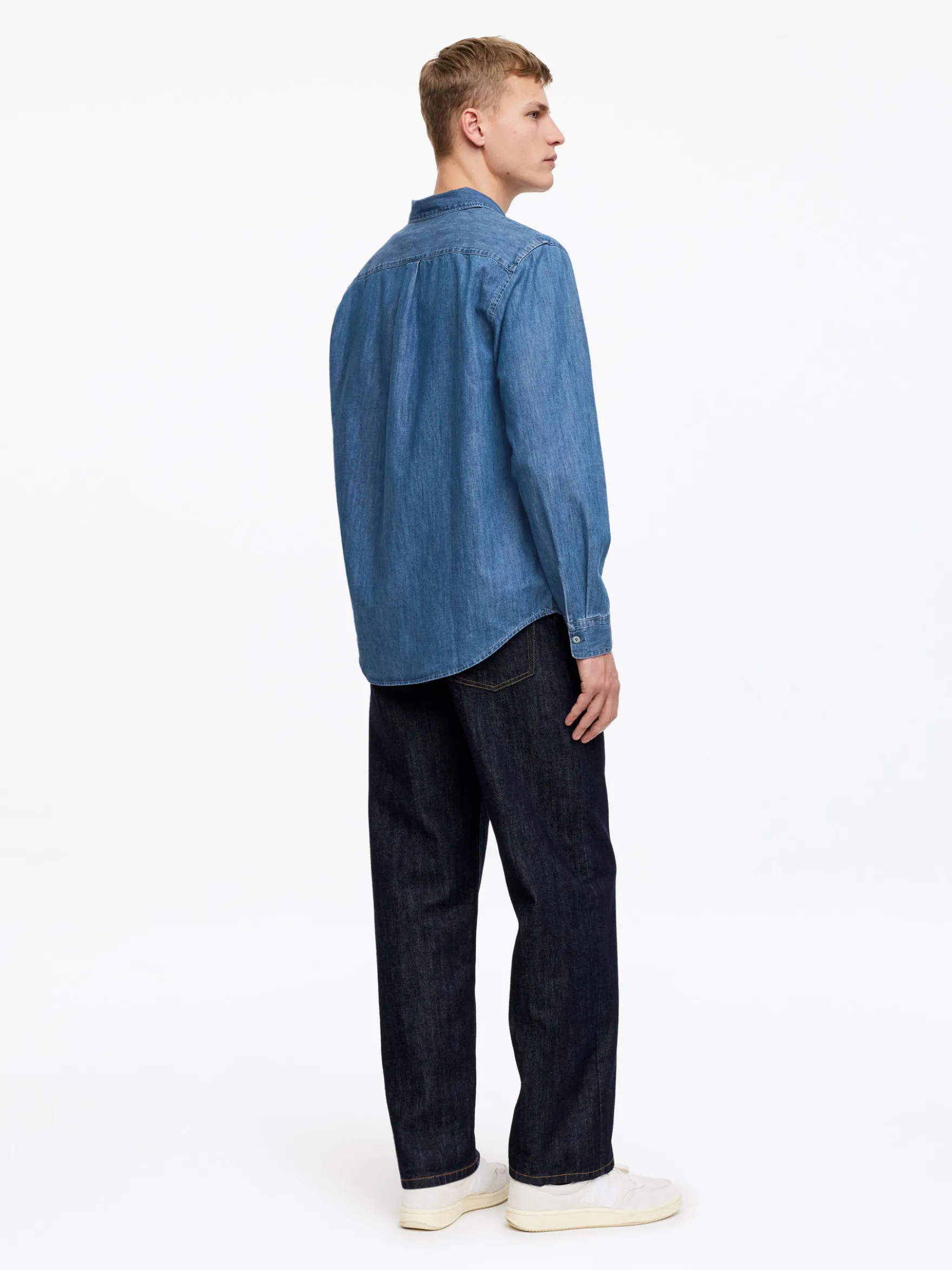 Lockeres Jeanshemd