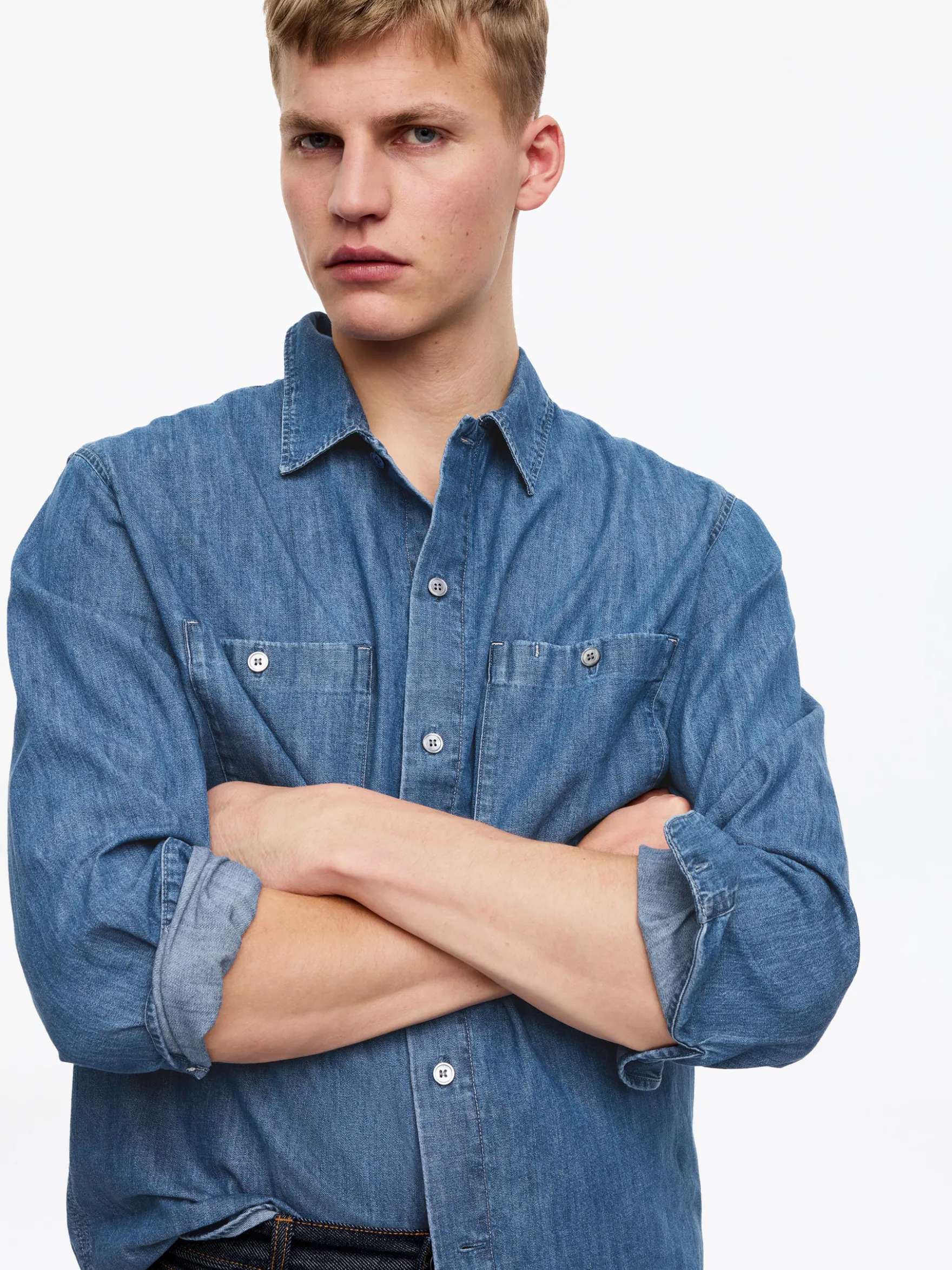 Lockeres Jeanshemd