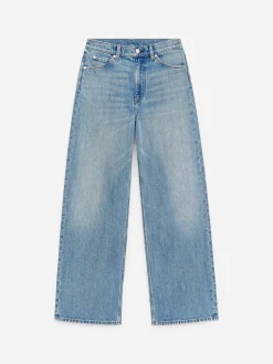 LUPINE Flared Jeans