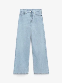 LUPINE Flared Jeans