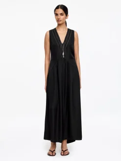 Maxikleid mit Organzadetail