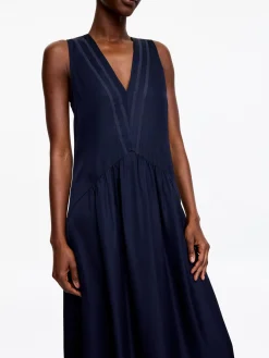 Maxikleid mit Organzadetail
