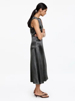 Midikleid aus Satin mit Crinkle-Effekt