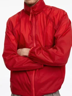 Minimalistischer Windbreaker