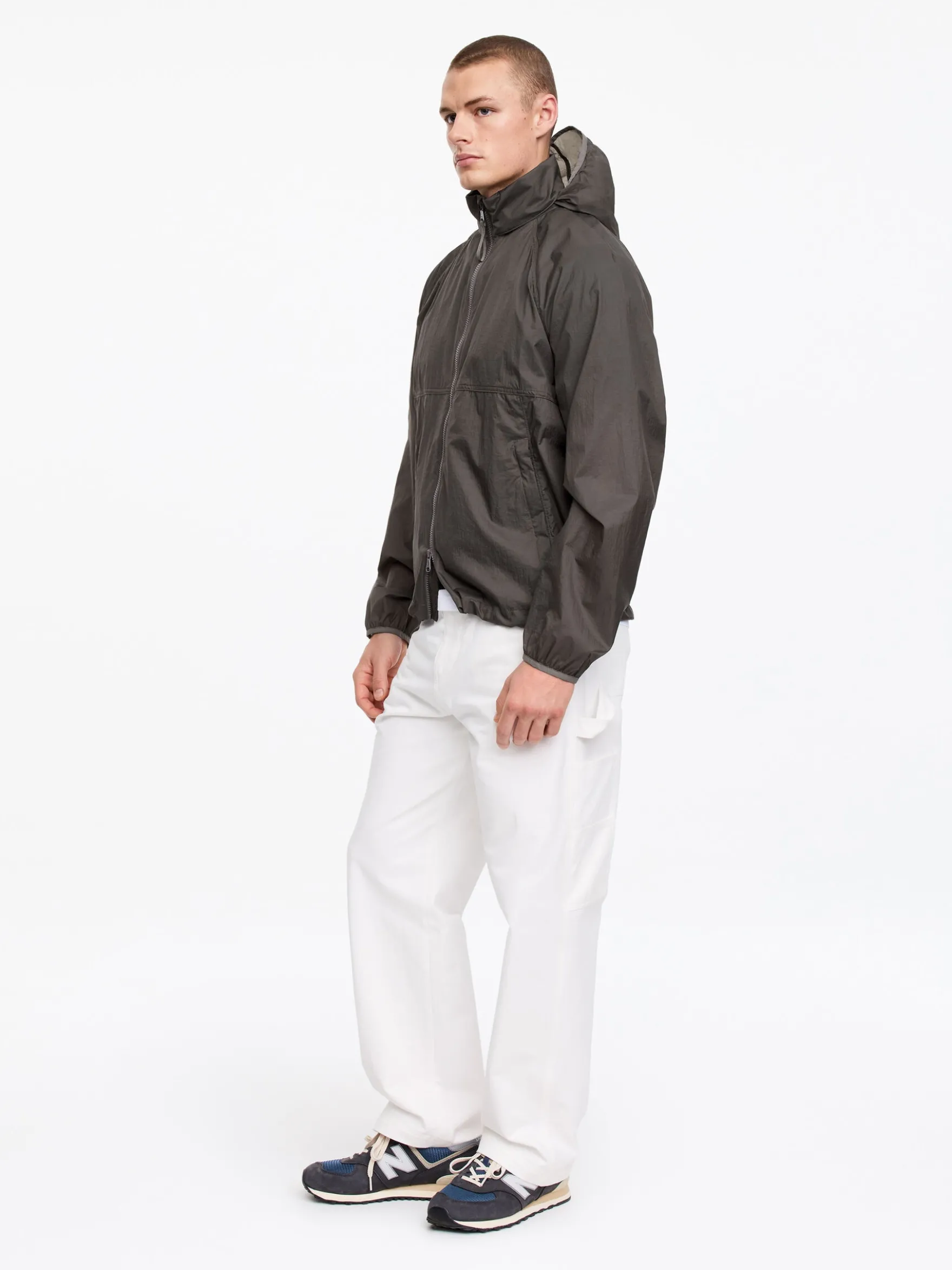 Minimalistischer Windbreaker